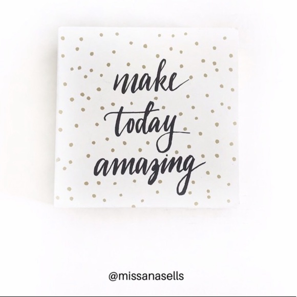 ACCEPTING OFFERS 💕 - Picture 3 of 3